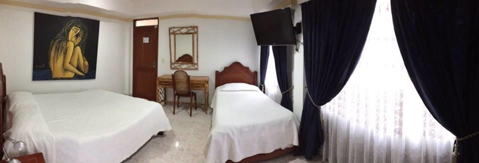 Hotel Bolivar Plaza Манисалес Экстерьер фото